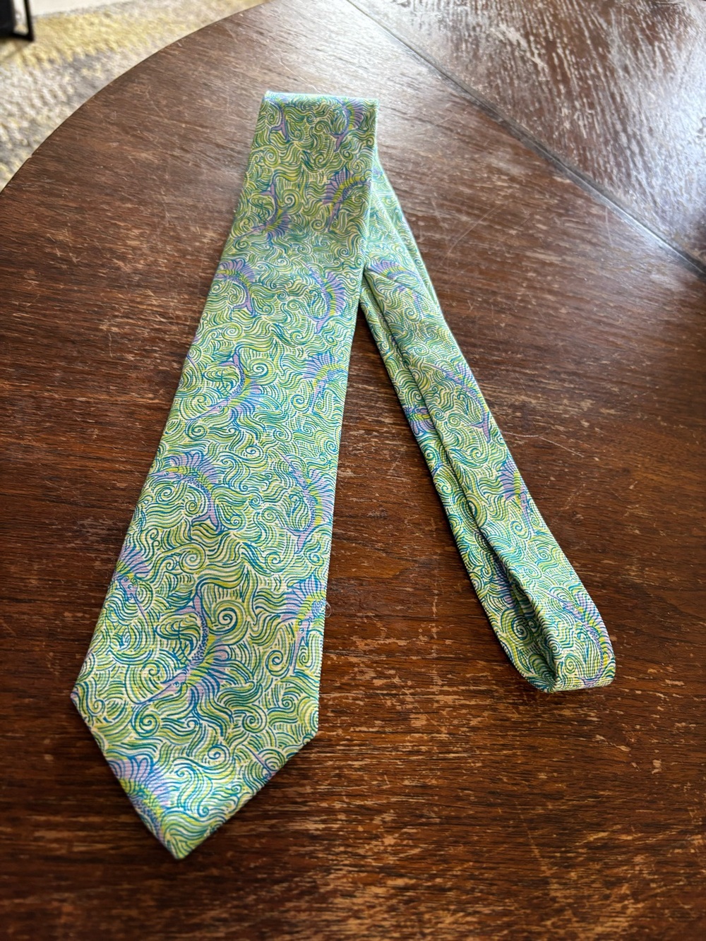 Lilly Pulitzer, 100% silk tie Green Swirl Pattern